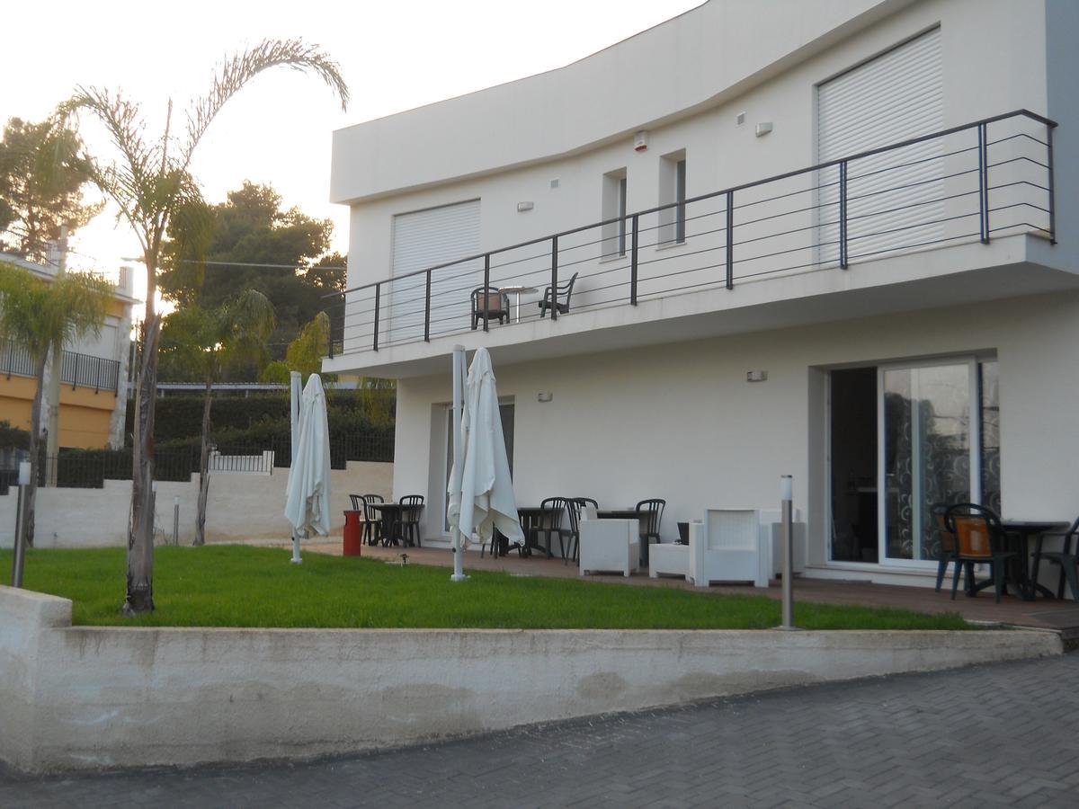 White Beach Beb Fontane Bianche Buitenkant foto