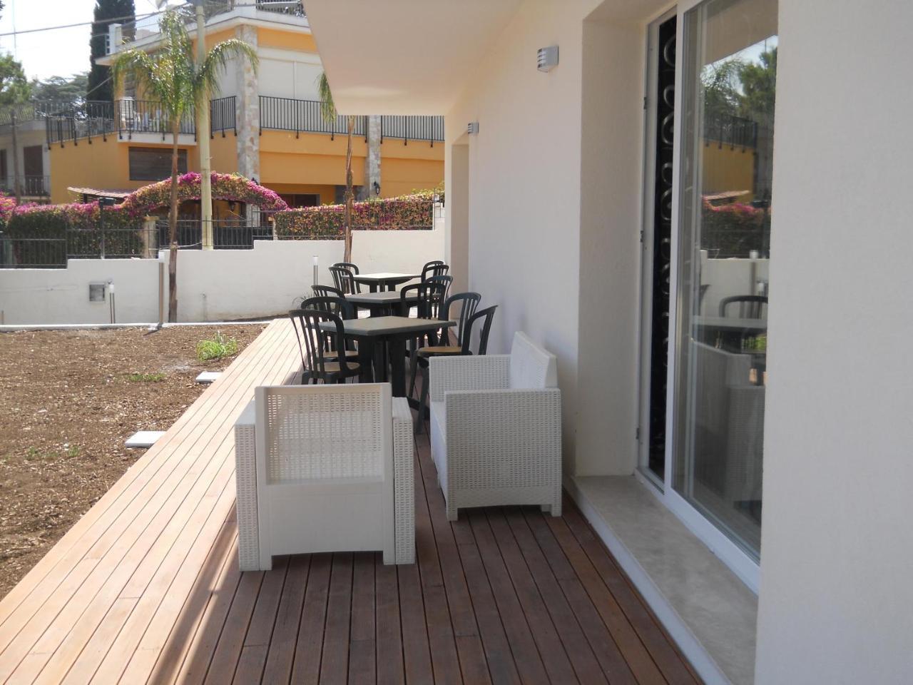 White Beach Beb Fontane Bianche Buitenkant foto